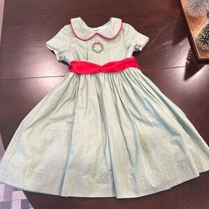 EUC 6x embroidered wreath holiday dress by Bailey Boys.